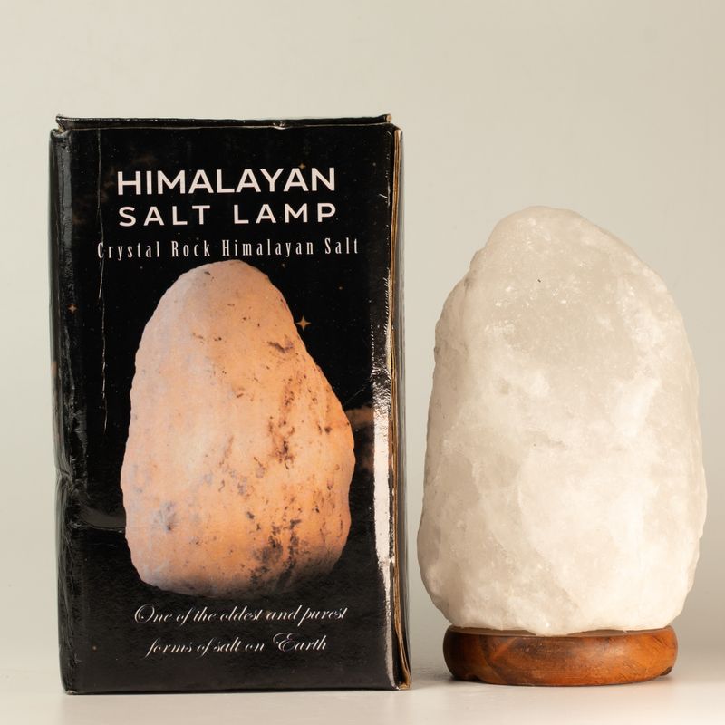 Crystal Rock himálajská solná lampa - cca 1,5–2 kg