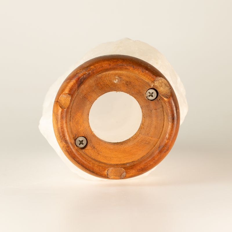 Crystal Rock himálajská solná lampa - cca 1,5–2 kg