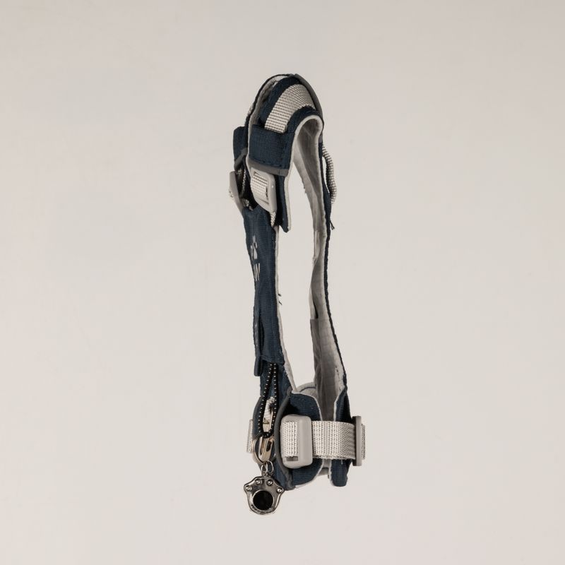 PAW - XS (2-4 kg) Postroj pro psa typu Step-in Guardian s reflexní síťovinou - kamenně šedá - černý obsidiánový přívěšek