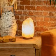 Crystal Rock Himalájská solná lampa – základna přibližně 2–3 kg