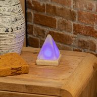 Kvalitní USB pyramidová solná lampa bílé barvy - 9 cm (multi)