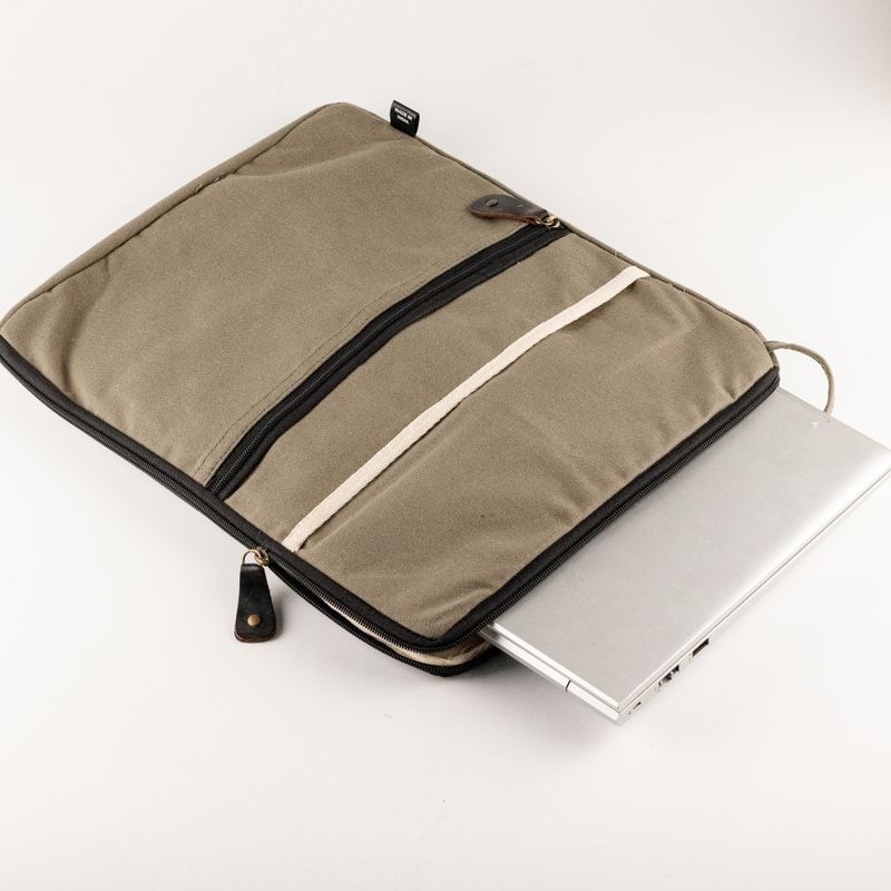 Velká plátěná taška na notebook - olivová