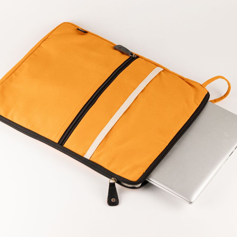 Velké plátěné pouzdro na notebook – oranžové