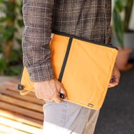Plátěná cestovní taška na notebook – oranžová