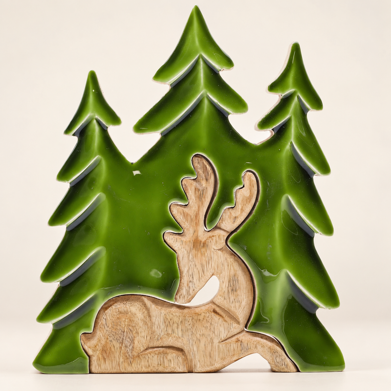 Ztracen v Lese - Dřevěná 3D Dekorace Jelen v Lese - 23x20 cm