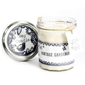 220g Sójová Svíčka v Zavařovací Sklenici - Vintage Gardenia