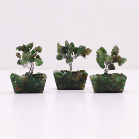 12x Mini Stromek s Drahými Kameny na Orgonitovém Podstavci - Zelený Aventurín (15 kamenů)