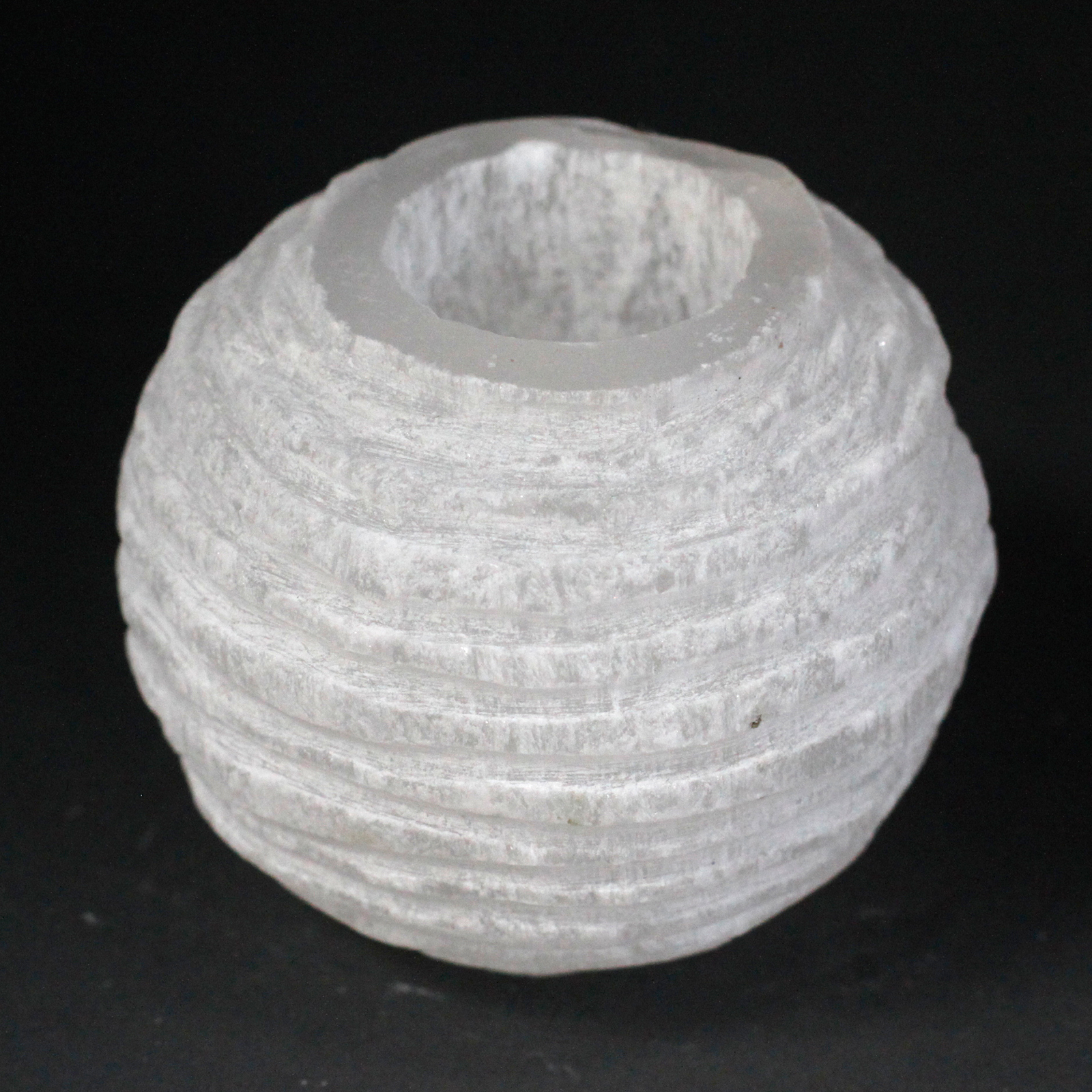 Selenitový Svícen - Sněhová Koule - 8 cm
