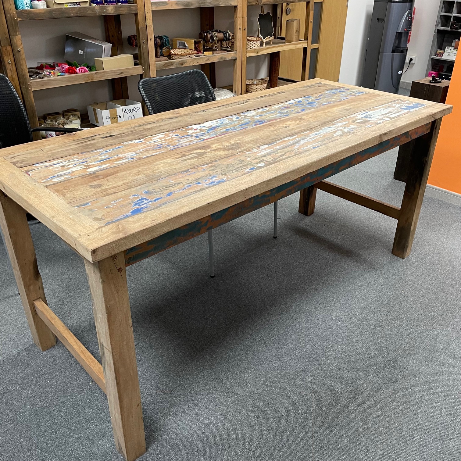 Jídelní stůl z recyklovaného dřeva 1.8m